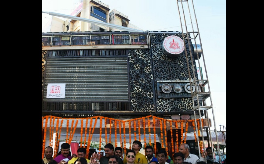 Giant radio installed in Bhopal