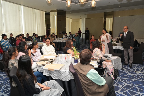 Importance of career guidance for students at right juncture stressed at social media meet
