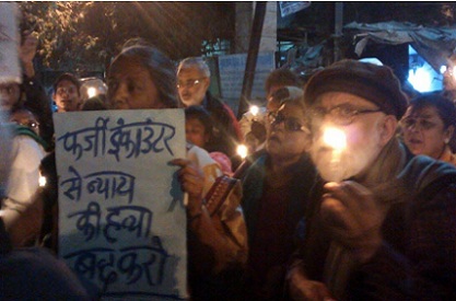 Bhopal  Bhopal encounter  SIMI  SIMI encounter  Shivraj Singh Chouhan  Madhya Pradesh  Candlelight vigil