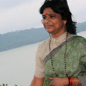 Casting aside ‘insult and disregard’, lady IAS officer from MP on way to become Sadhvi