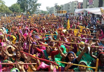 dalit  tribal  SC  ST  land rights  landless  vote out  Rashtriya Dalit Mahasabha  demonstration  warning  Bhopal  Madhya Pradesh