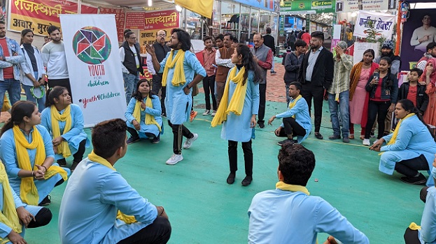 Youth4Children performs series of street plays in Bhopal to create awareness on child rights
