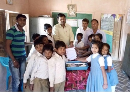 Unicef  children  UNICEF  toilet  sanitation  swachchta  Harda  Madhya Pradesh  school
