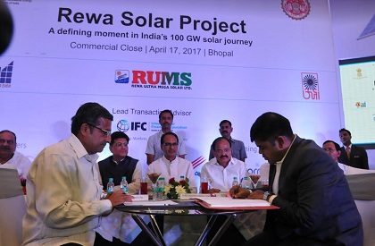 Rewa  solar  ultra  mega  power  project  MoUs  Delhi  Metro  Venkaiah Naidu  Piyush Goyal  Shivraj Singh Chouhan