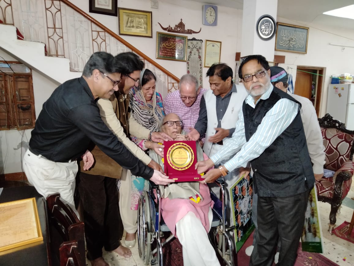 Mushaira  Tarahi Mushaira  Urdu  Bhopal  Madhya Pradesh  Wahid Premi  Sajid Premi  Bashir Badr