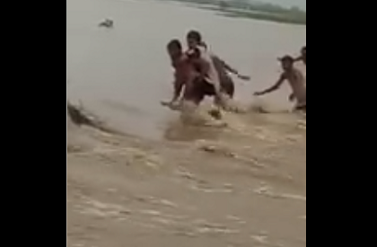 Bureaucracy  Patwari  Madhya Pradesh  Water  Flood  River  Sindh river